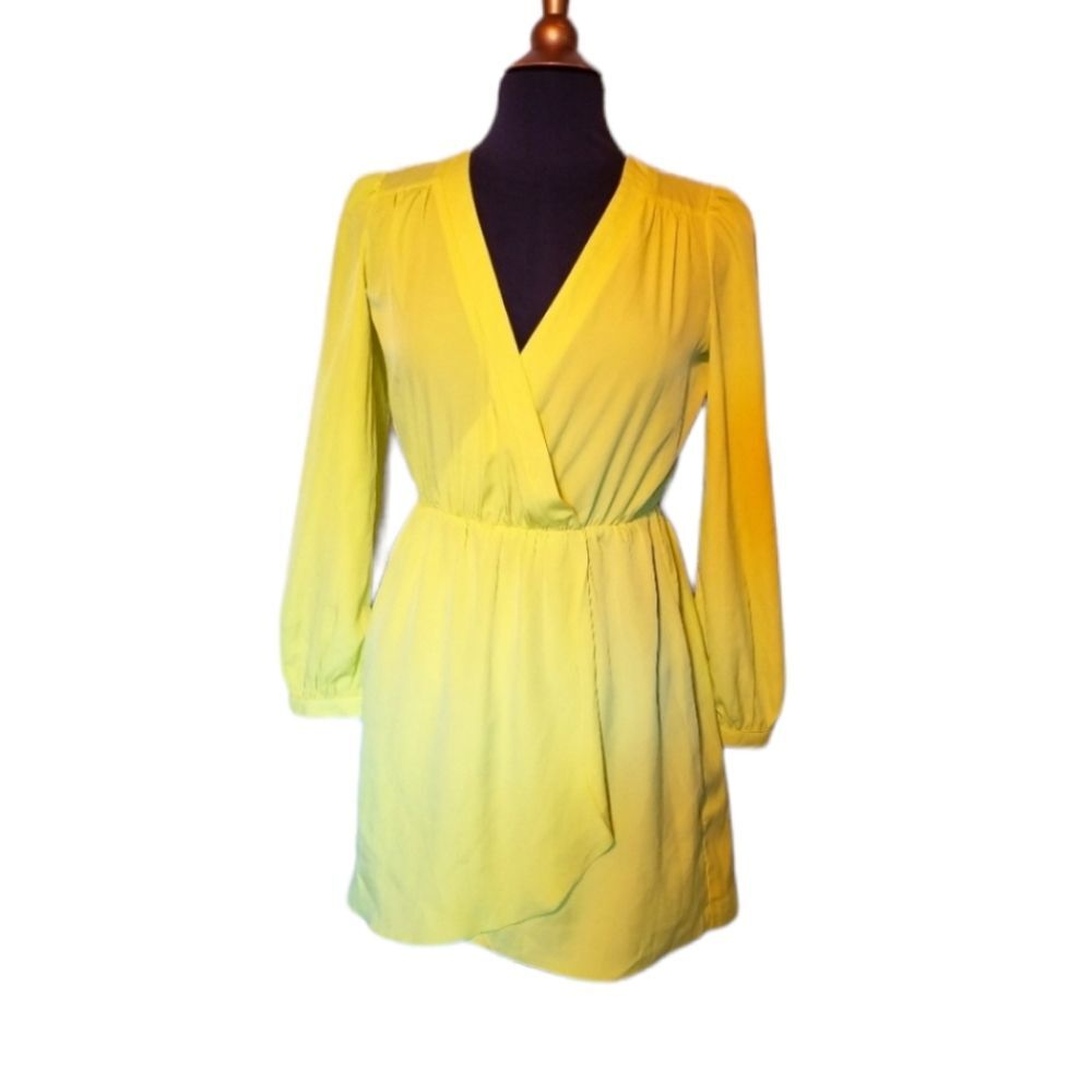Honey Punch Wrap Dress Women's XS Bell Sleeve Festival Party Summer New